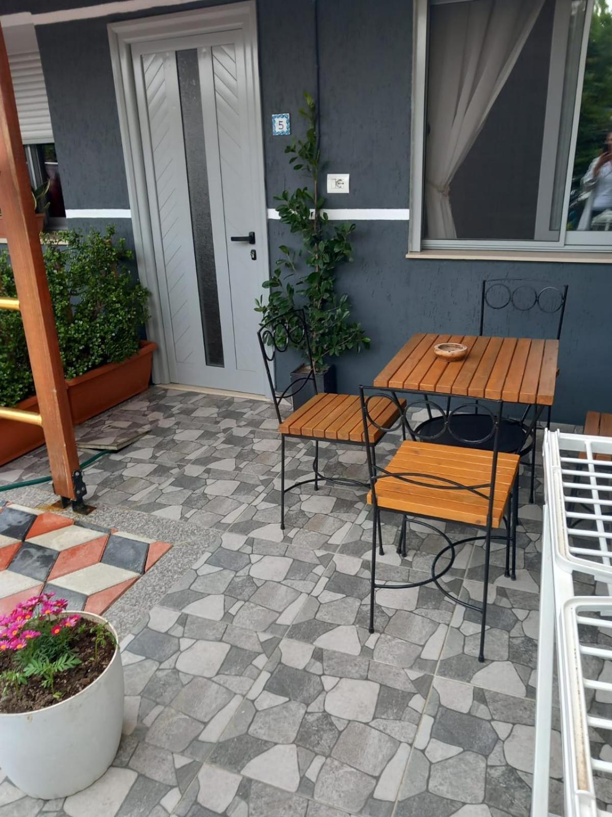 Villa Heljos Apartaments วญอเรอ ภายนอก รูปภาพ