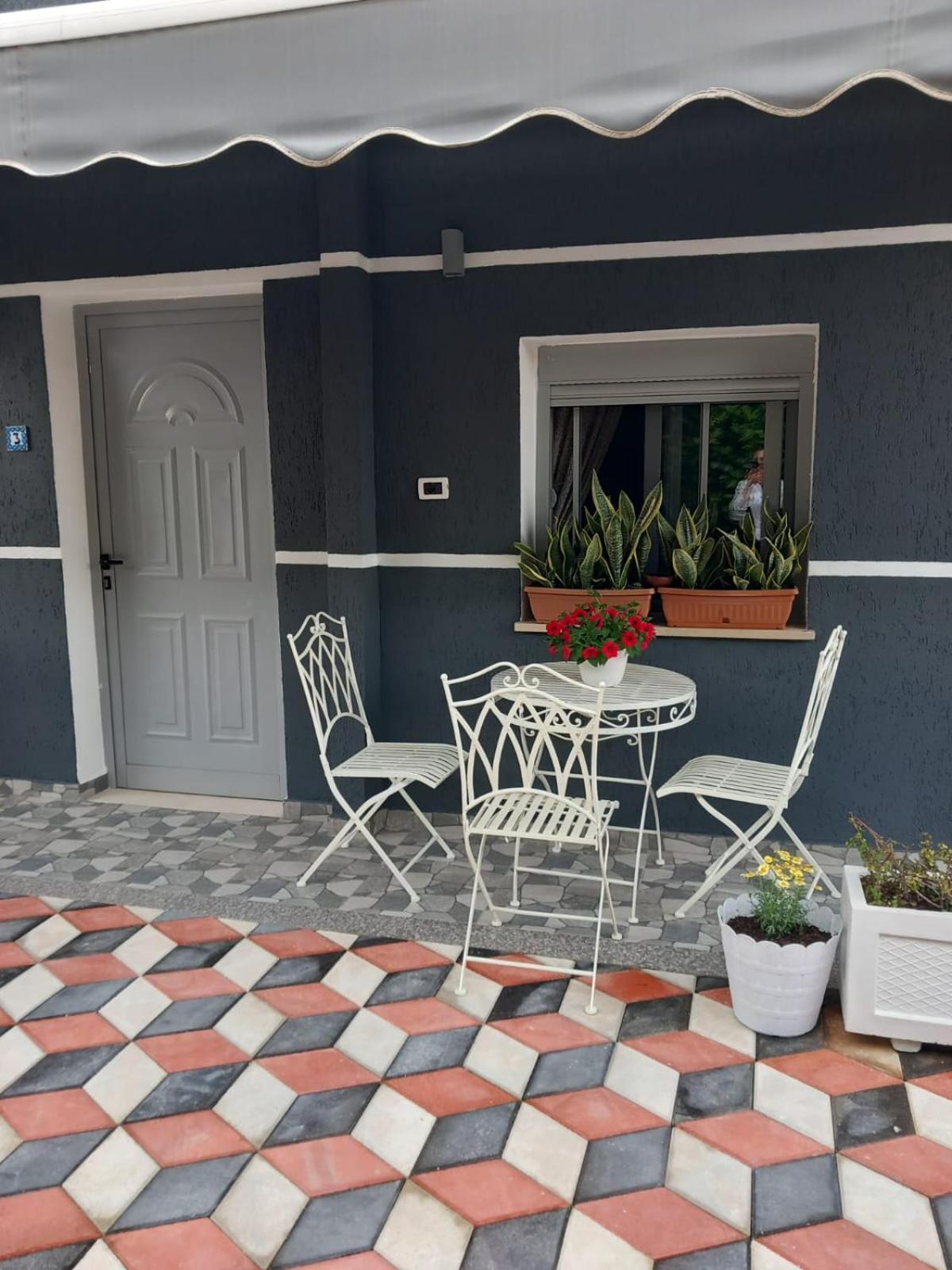 Villa Heljos Apartaments วญอเรอ ภายนอก รูปภาพ